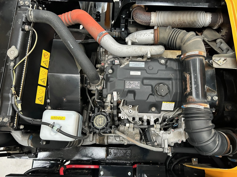 Автокран KATO CR-130Ri - 13 Ton City Crane with Only 8,563 miles from New !!: снимка 26