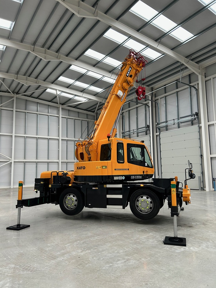 Автокран KATO CR-130Ri - 13 Ton City Crane with Only 8,563 miles from New !!: снимка 31
