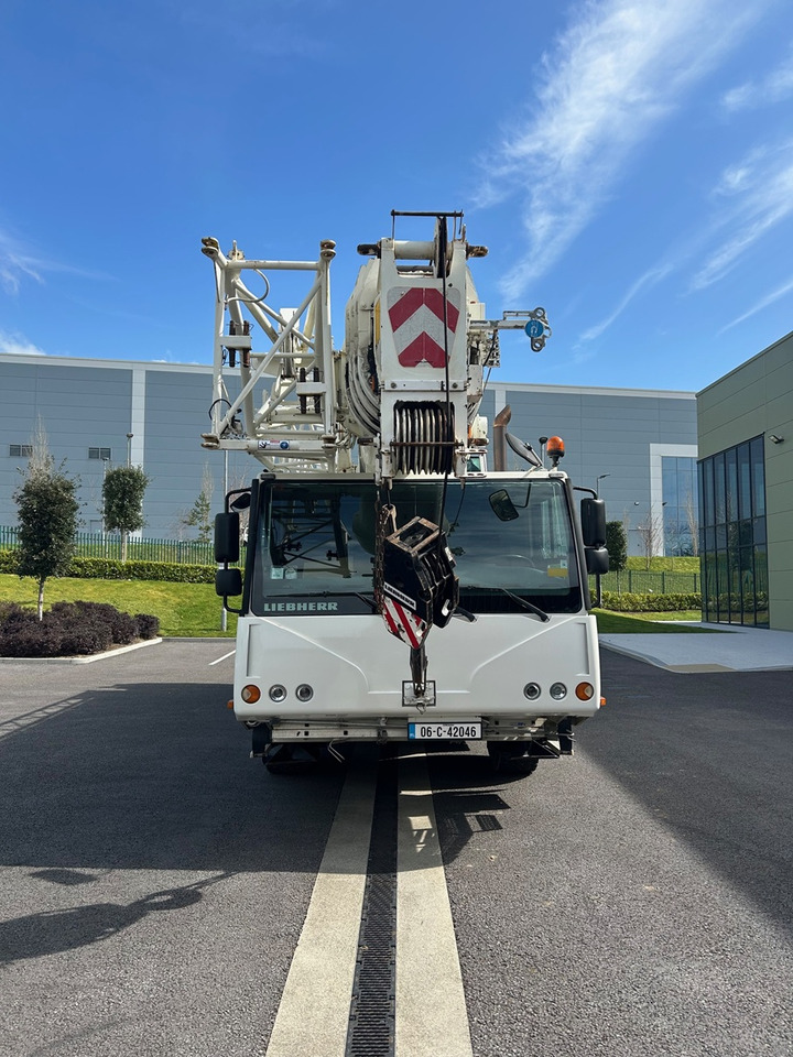 LIEBHERR LTM1055-3.1 - Кран за всякакви терени: снимка 2 LIEBHERR LTM1055-3.1 - Кран за всякакви терени: снимка 2