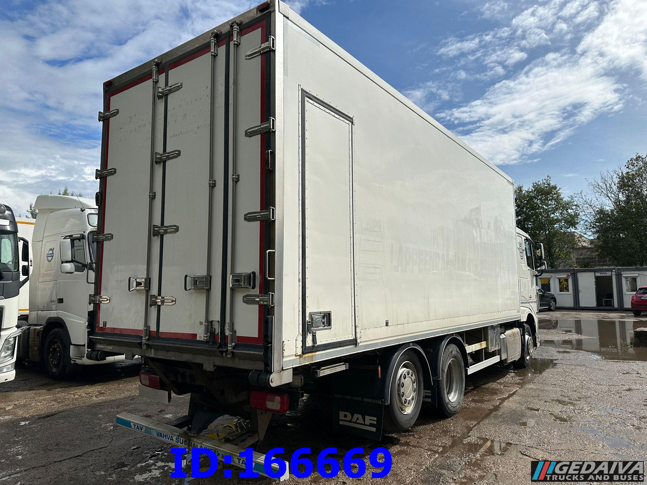 DAF XF 106.460 FAR 6X2 Euro6 - Рефрижератор камион: снимка 5 DAF XF 106.460 FAR 6X2 Euro6 - Рефрижератор камион: снимка 5