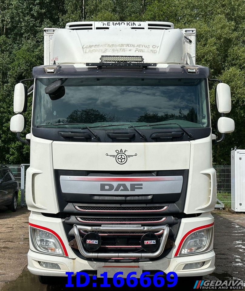 DAF XF 106.460 FAR 6X2 Euro6 - Рефрижератор камион: снимка 2 DAF XF 106.460 FAR 6X2 Euro6 - Рефрижератор камион: снимка 2
