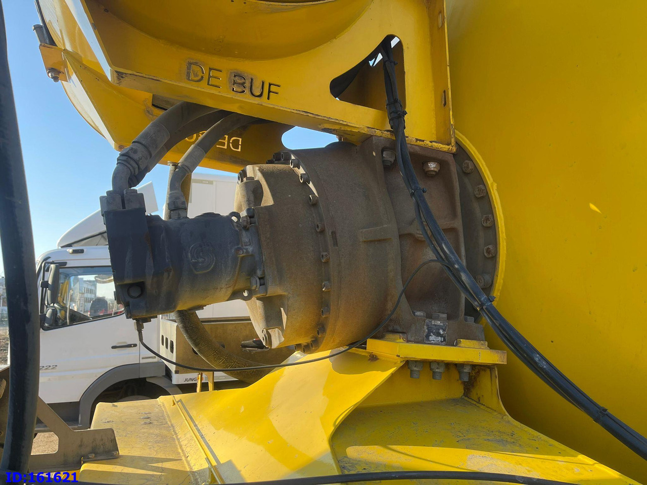 Полуремарке бетон миксер DE BUF BM 12-36-2   12m3: снимка 12