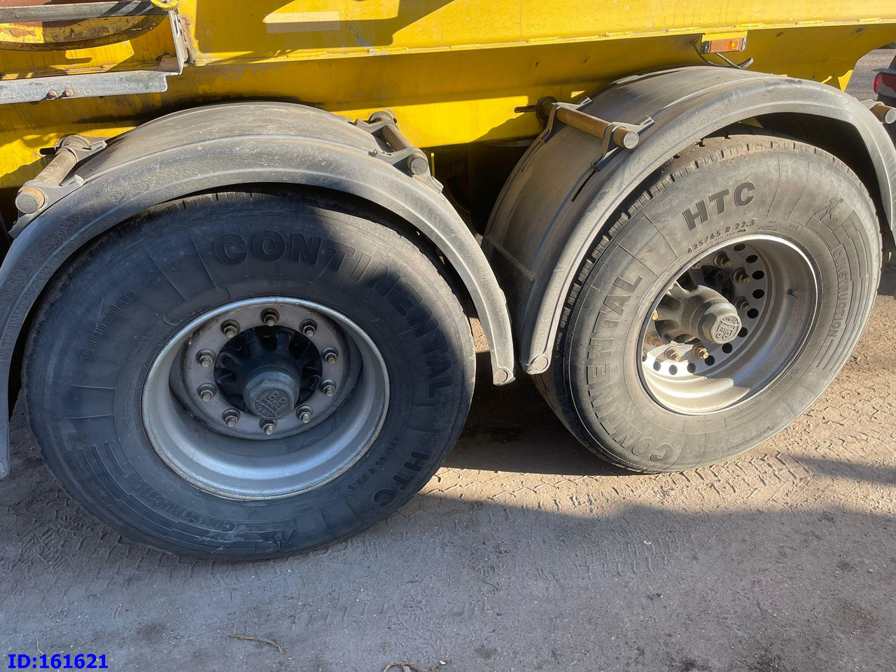 Полуремарке бетон миксер DE BUF BM 12-36-2   12m3: снимка 8