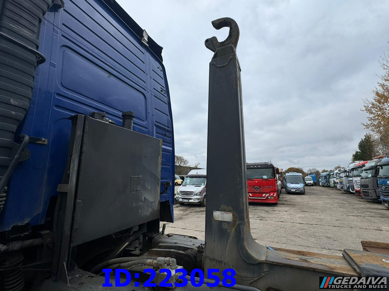 HIAB Multilift XR21S53 - Мултилифт с кука/ За контейнери: снимка 1 HIAB Multilift XR21S53 - Мултилифт с кука/ За контейнери: снимка 1