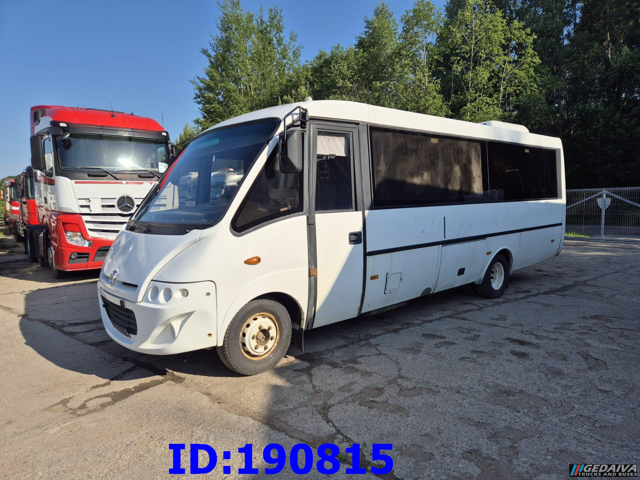 IVECO 65c18 Thesi Kapena 27place (Engine problem) - Туристически автобус: снимка 4 IVECO 65c18 Thesi Kapena 27place (Engine problem) - Туристически автобус: снимка 4