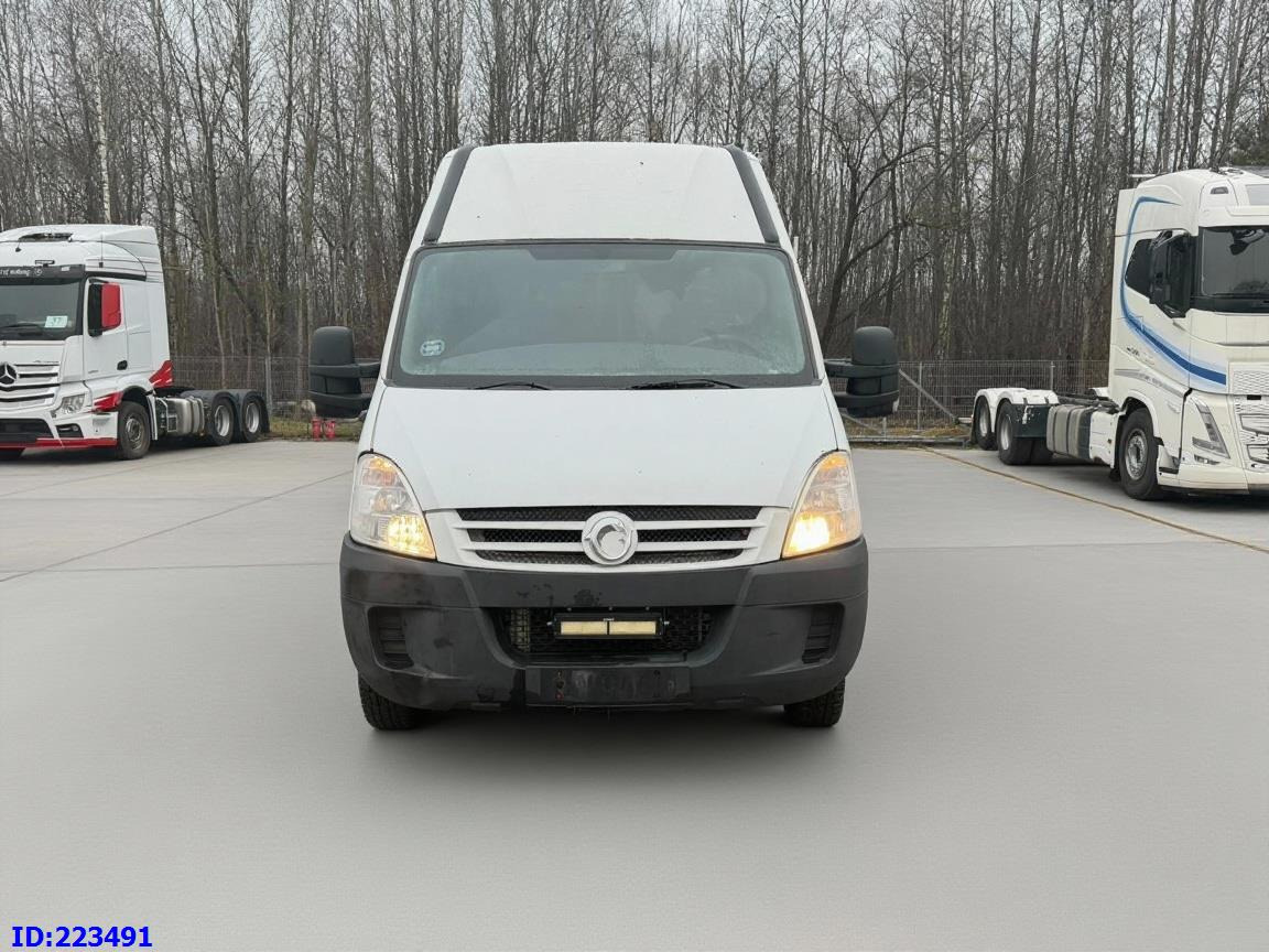 IVECO Daily Strada 17-seater Euro5 - Туристически автобус: снимка 2 IVECO Daily Strada 17-seater Euro5 - Туристически автобус: снимка 2