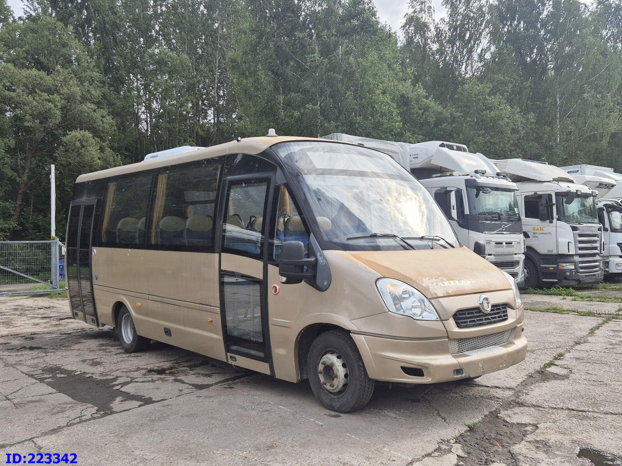 IVECO Rosero Euro5 34-Place (Gearbox defekt) - Туристически автобус: снимка 4 IVECO Rosero Euro5 34-Place (Gearbox defekt) - Туристически автобус: снимка 4