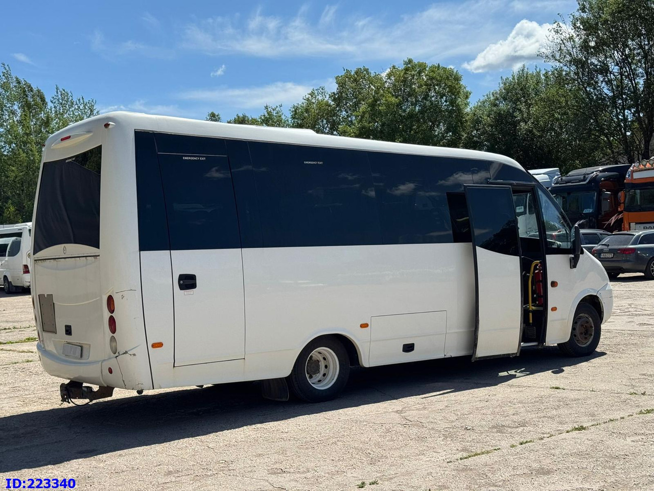 IVECO Wing Euro5 25 places - Туристически автобус: снимка 4 IVECO Wing Euro5 25 places - Туристически автобус: снимка 4
