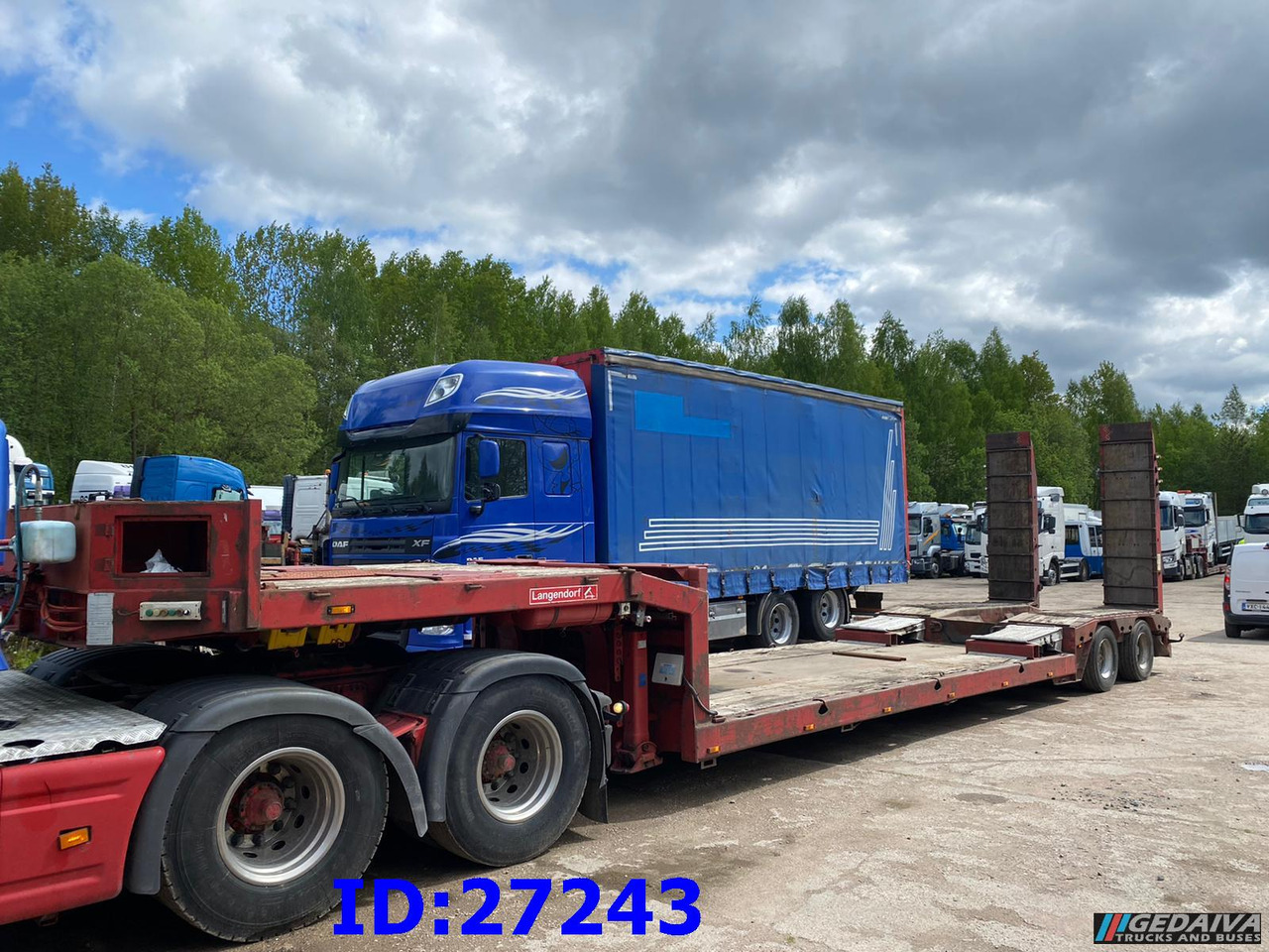 LANGENDORF Satbue 20/28 - Low bed - Нискорамна площадка полуремарке: снимка 1 LANGENDORF Satbue 20/28 - Low bed - Нискорамна площадка полуремарке: снимка 1