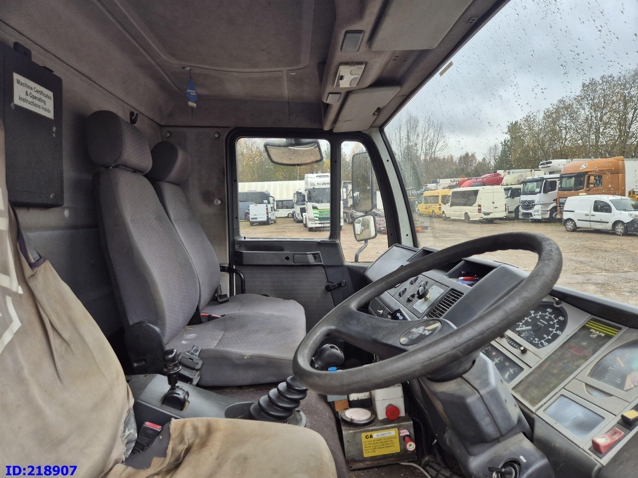 Автовишка, Комунална/ Специална техника MAN LE 220C + Sky King 179TV: снимка 14 Автовишка, Комунална/ Специална техника MAN LE 220C + Sky King 179TV: снимка 14