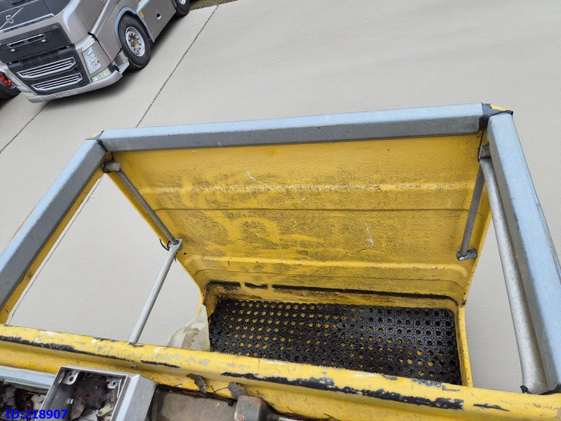 Автовишка, Комунална/ Специална техника MAN LE 220C + Sky King 179TV: снимка 7 Автовишка, Комунална/ Специална техника MAN LE 220C + Sky King 179TV: снимка 7