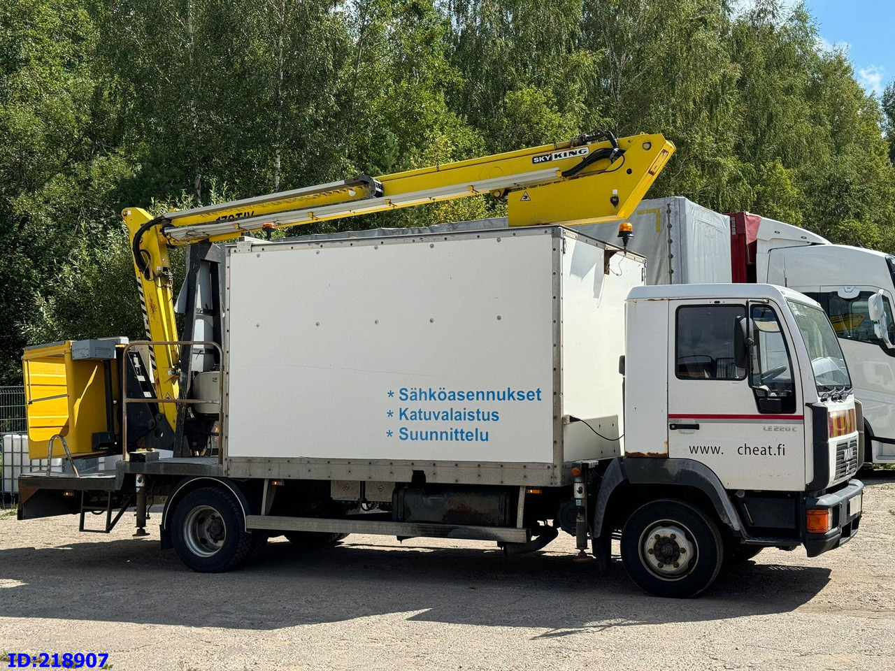 MAN LE 220C + Sky King 179TV - Автовишка, Комунална/ Специална техника: снимка 4 MAN LE 220C + Sky King 179TV - Автовишка, Комунална/ Специална техника: снимка 4