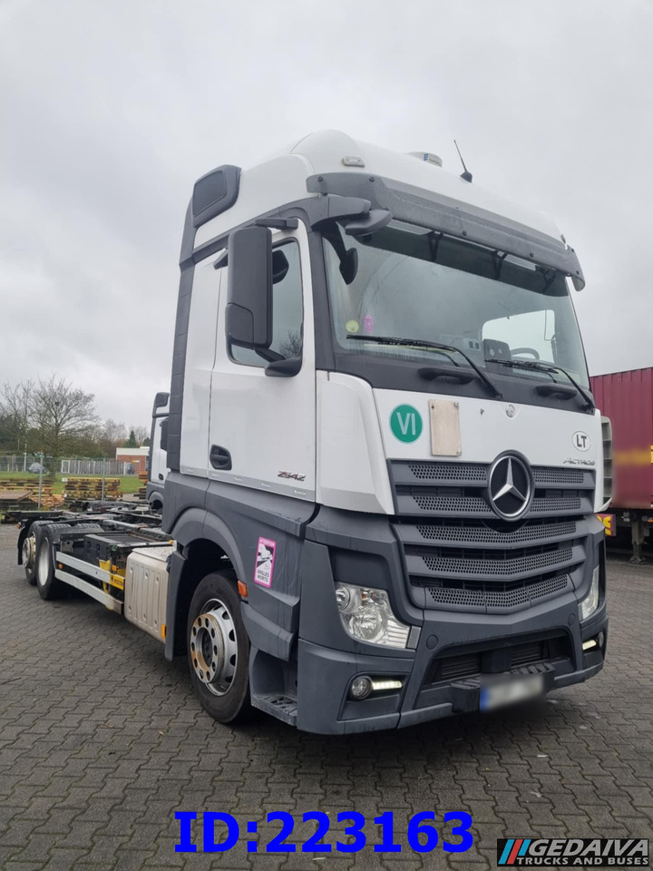 MERCEDES-BENZ Actros 2542 BDF 6x2 Euro6 - Шаси кабина: снимка 1 MERCEDES-BENZ Actros 2542 BDF 6x2 Euro6 - Шаси кабина: снимка 1