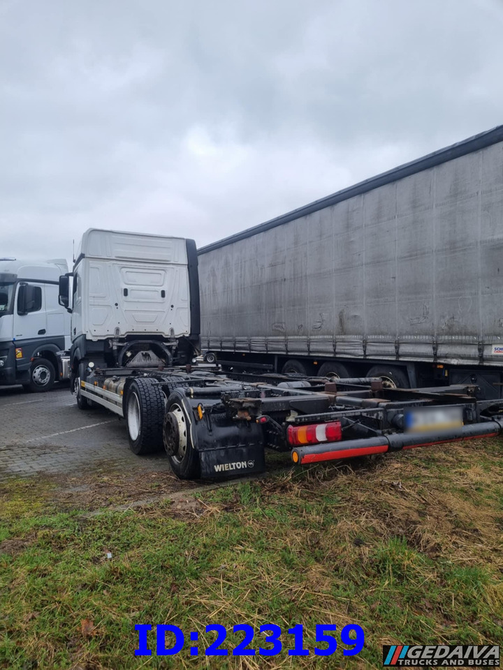 MERCEDES-BENZ Actros 2542 BDF 6x2 Euro6 - Шаси кабина: снимка 3 MERCEDES-BENZ Actros 2542 BDF 6x2 Euro6 - Шаси кабина: снимка 3