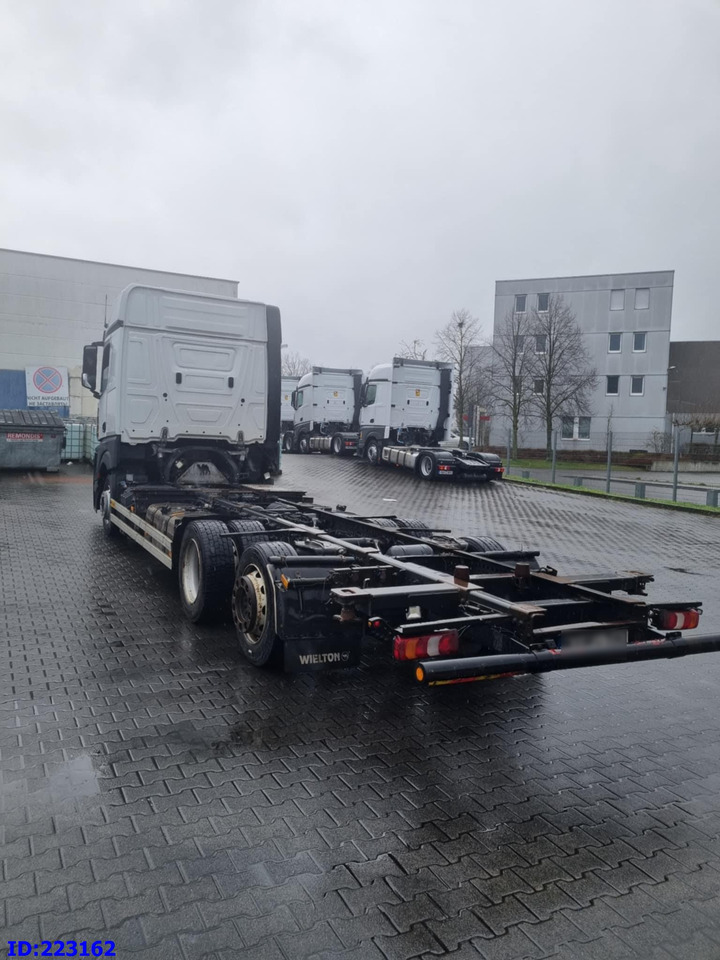 MERCEDES-BENZ Actros 2542 BDF 6x2 Euro6 - Шаси кабина: снимка 5 MERCEDES-BENZ Actros 2542 BDF 6x2 Euro6 - Шаси кабина: снимка 5
