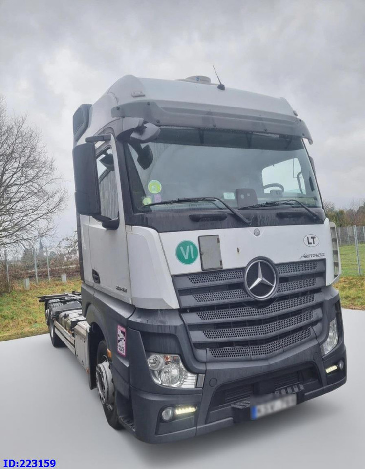 MERCEDES-BENZ Actros 2542 BDF 6x2 Euro6 - Шаси кабина: снимка 1 MERCEDES-BENZ Actros 2542 BDF 6x2 Euro6 - Шаси кабина: снимка 1
