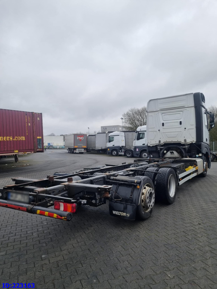 MERCEDES-BENZ Actros 2542 BDF 6x2 Euro6 - Шаси кабина: снимка 5 MERCEDES-BENZ Actros 2542 BDF 6x2 Euro6 - Шаси кабина: снимка 5