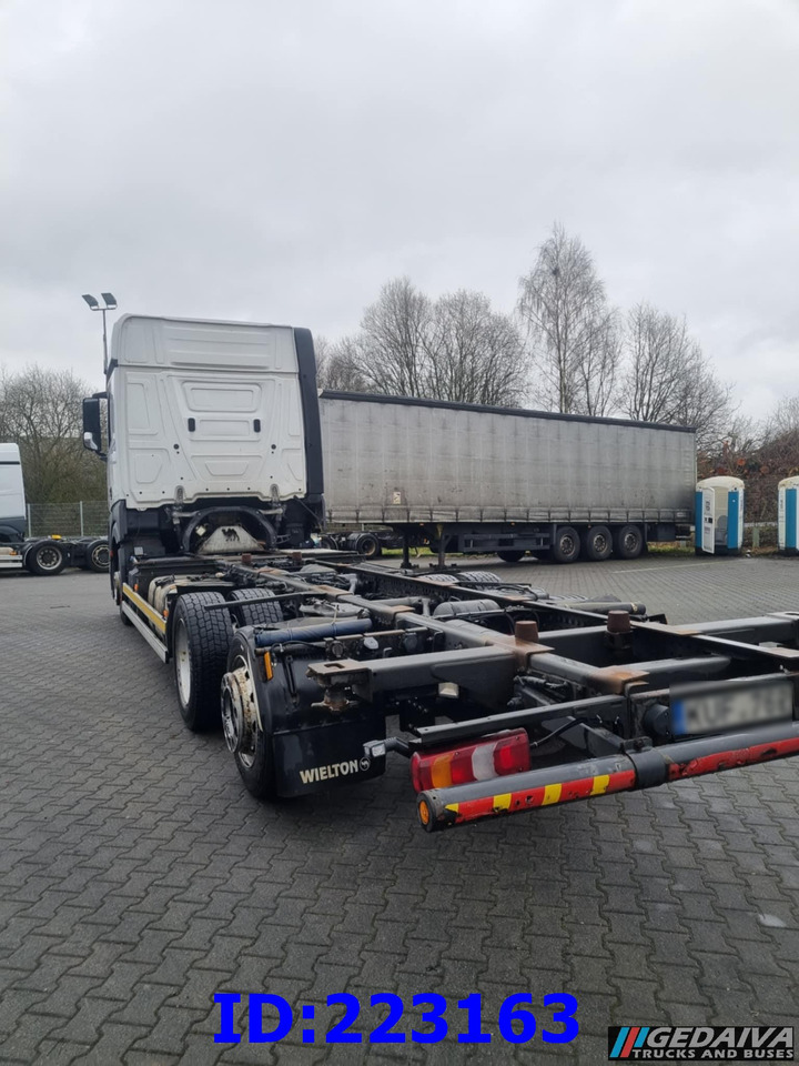 MERCEDES-BENZ Actros 2542 BDF 6x2 Euro6 - Шаси кабина: снимка 3 MERCEDES-BENZ Actros 2542 BDF 6x2 Euro6 - Шаси кабина: снимка 3