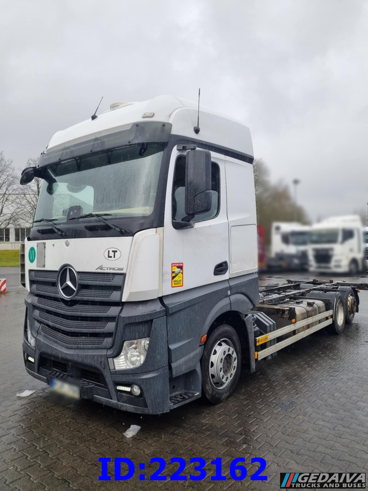 MERCEDES-BENZ Actros 2542 BDF 6x2 Euro6 - Шаси кабина: снимка 1 MERCEDES-BENZ Actros 2542 BDF 6x2 Euro6 - Шаси кабина: снимка 1
