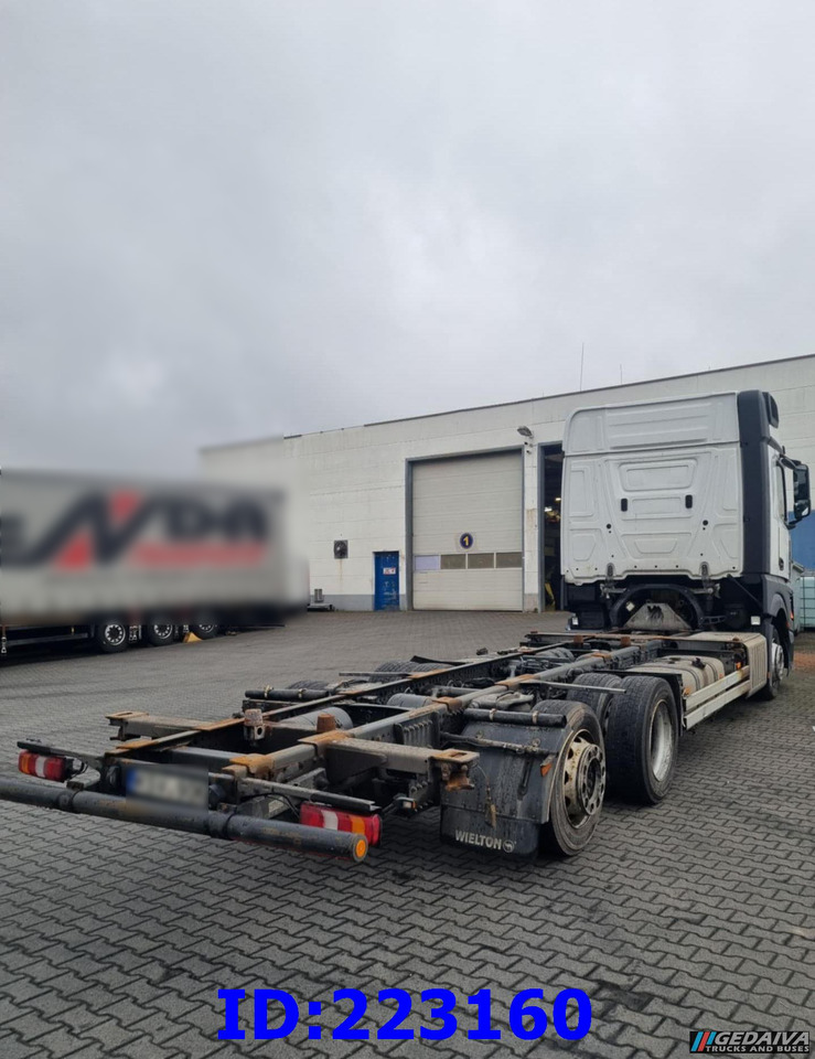 MERCEDES-BENZ Actros 2542 BDF Euro6 - Шаси кабина: снимка 4 MERCEDES-BENZ Actros 2542 BDF Euro6 - Шаси кабина: снимка 4