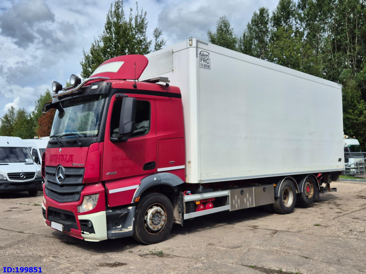 MERCEDES-BENZ Actros 2551 6x2 Euro5 - Камион фургон: снимка 1 MERCEDES-BENZ Actros 2551 6x2 Euro5 - Камион фургон: снимка 1