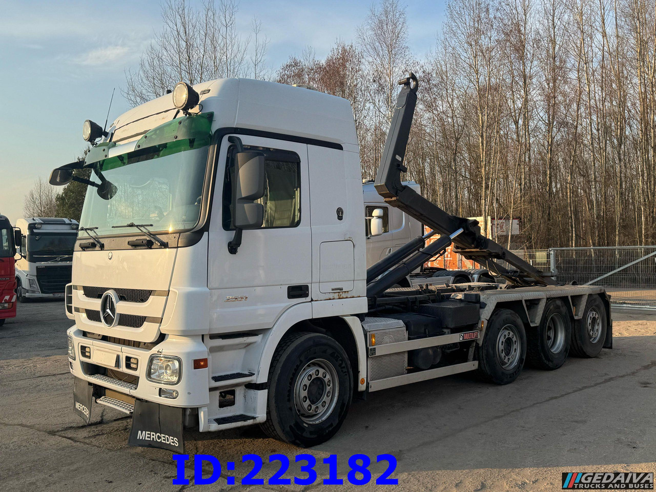MERCEDES-BENZ Actros 2551 8x2 V8 Retarder - Мултилифт с кука камион: снимка 1 MERCEDES-BENZ Actros 2551 8x2 V8 Retarder - Мултилифт с кука камион: снимка 1