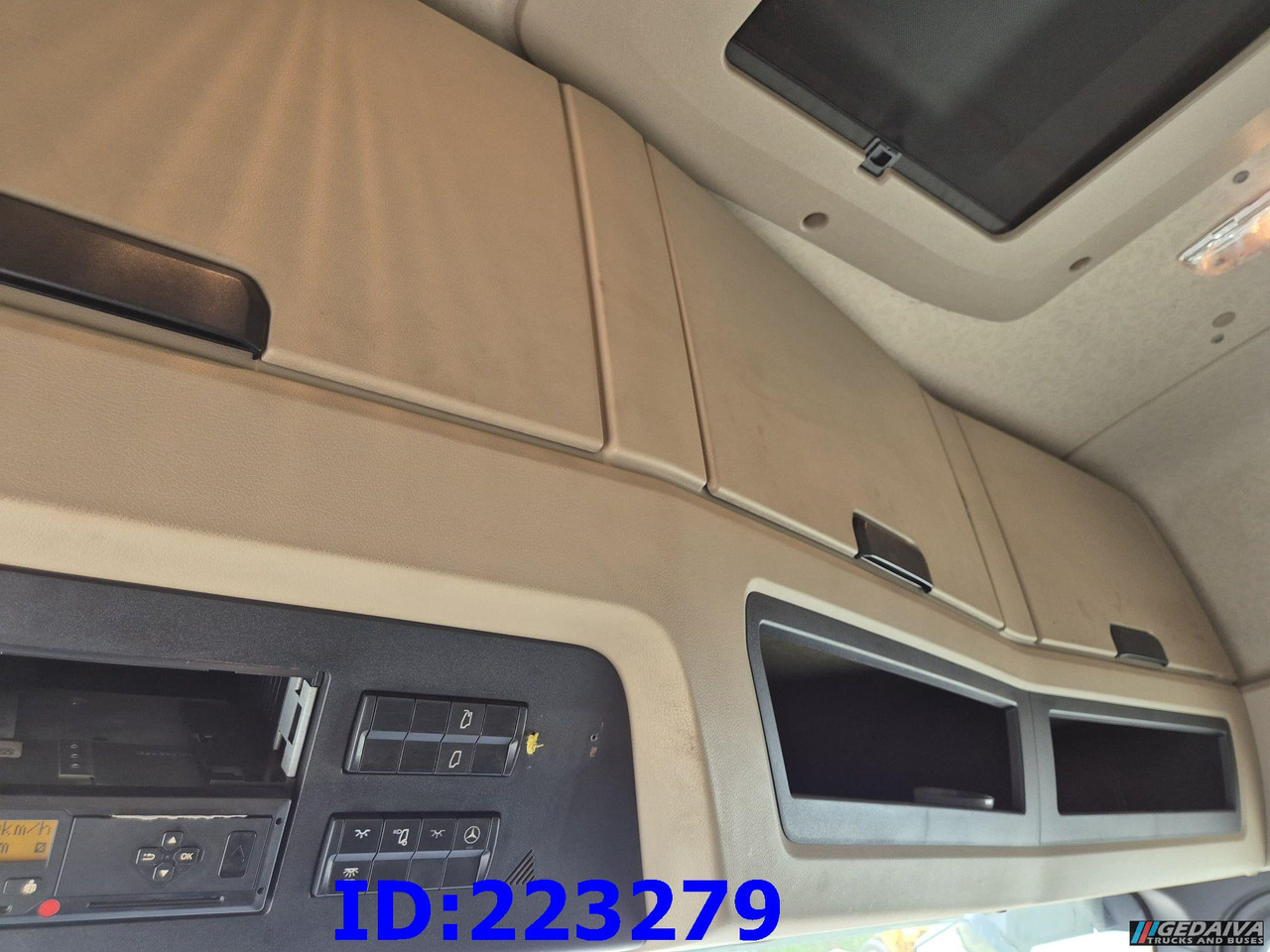 Шаси кабина MERCEDES-BENZ Actros 3563  8×4 ( Steering axle): снимка 19