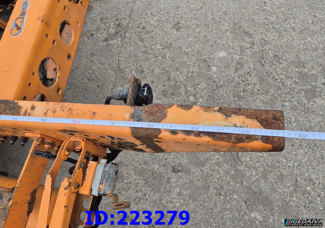 Шаси кабина MERCEDES-BENZ Actros 3563  8×4 ( Steering axle): снимка 9