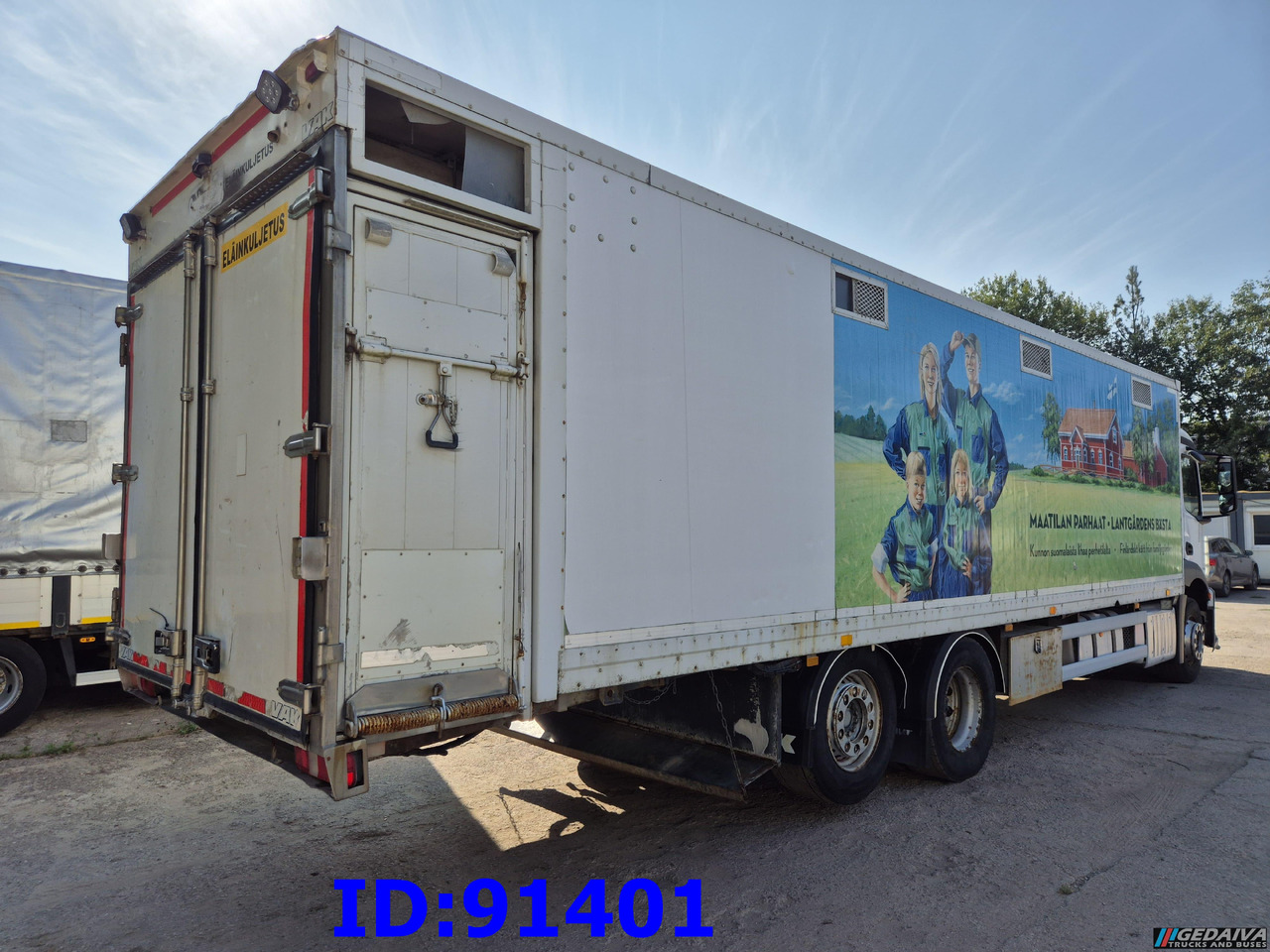 MERCEDES-BENZ Antos 2532 - 6x2 - Euro 6 - Animal transport - За превоз на животни камион: снимка 4 MERCEDES-BENZ Antos 2532 - 6x2 - Euro 6 - Animal transport - За превоз на животни камион: снимка 4