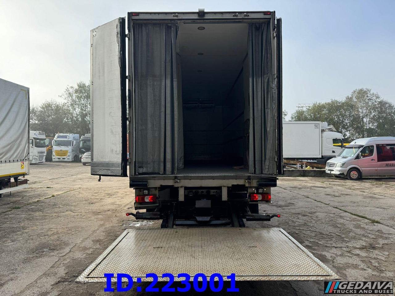 MERCEDES-BENZ Antos 2540 6x2 Euro6 - Рефрижератор камион: снимка 5 MERCEDES-BENZ Antos 2540 6x2 Euro6 - Рефрижератор камион: снимка 5