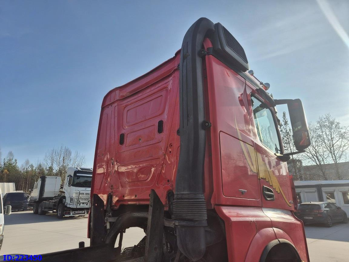 MERCEDES-BENZ Arocs 4163 8x4 FULL STEEL (Engine defect) - Шаси кабина: снимка 5 MERCEDES-BENZ Arocs 4163 8x4 FULL STEEL (Engine defect) - Шаси кабина: снимка 5