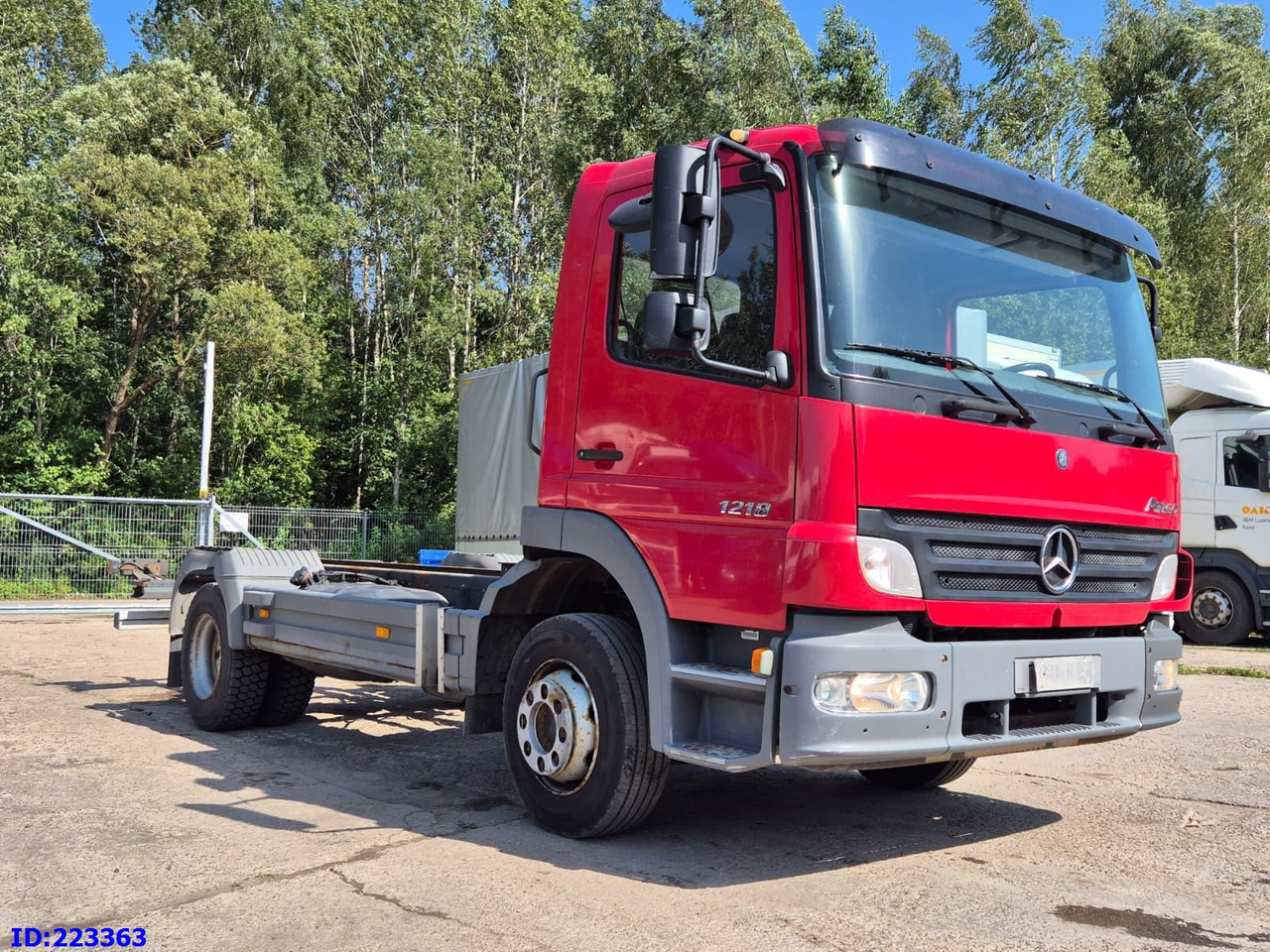 MERCEDES-BENZ Atego 1218 - Full steel - Manual (3 seats) - Шаси кабина: снимка 2 MERCEDES-BENZ Atego 1218 - Full steel - Manual (3 seats) - Шаси кабина: снимка 2