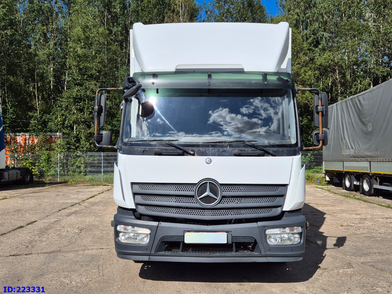 MERCEDES-BENZ Atego 1221 Euro6 (Open side box) - Изотермичен камион: снимка 2 MERCEDES-BENZ Atego 1221 Euro6 (Open side box) - Изотермичен камион: снимка 2