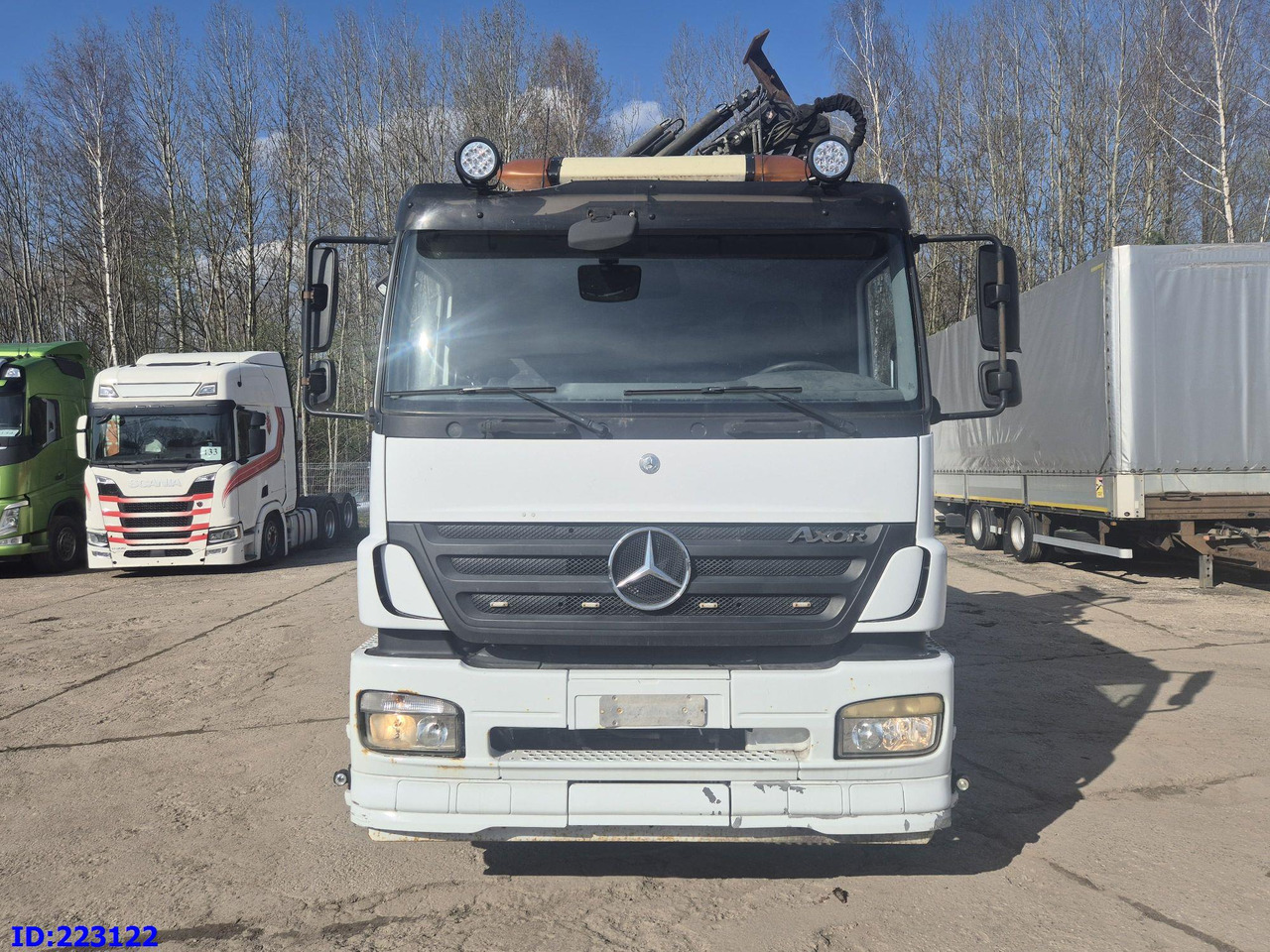 MERCEDES-BENZ Axor 2533 6x2 + Atlas 332.3E Crane - Самосвал камион: снимка 2 MERCEDES-BENZ Axor 2533 6x2 + Atlas 332.3E Crane - Самосвал камион: снимка 2