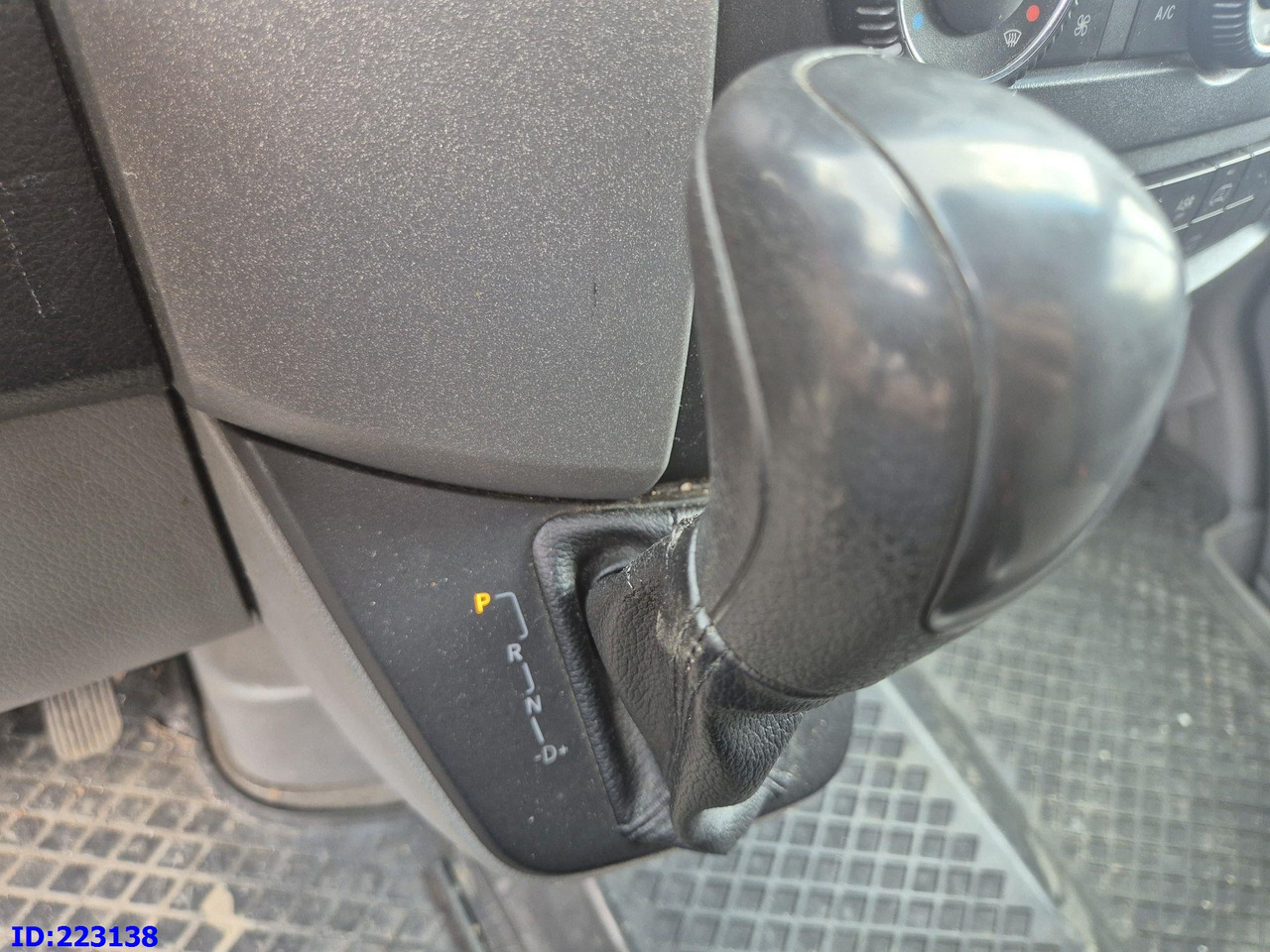 Туристически автобус MERCEDES-BENZ Sprinter 213 - Euro5: снимка 12