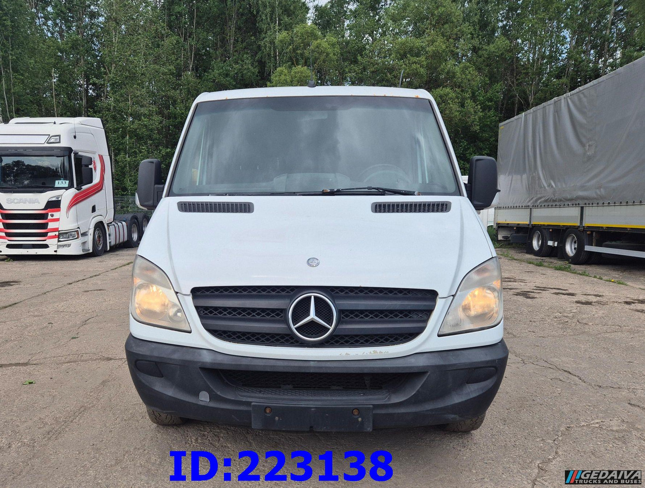 MERCEDES-BENZ Sprinter 213 - Euro5 - Туристически автобус: снимка 2 MERCEDES-BENZ Sprinter 213 - Euro5 - Туристически автобус: снимка 2