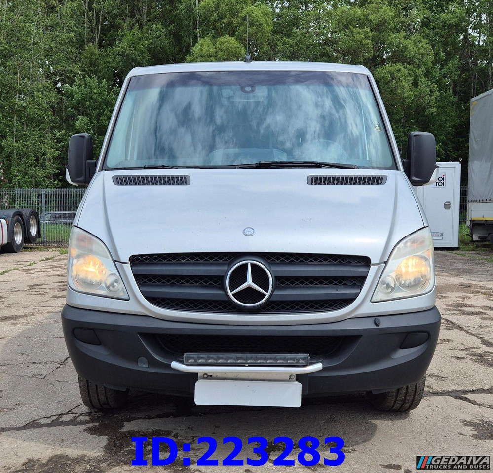 MERCEDES-BENZ Sprinter 313 - Kasten VIP -Euro5 - Туристически автобус: снимка 2 MERCEDES-BENZ Sprinter 313 - Kasten VIP -Euro5 - Туристически автобус: снимка 2