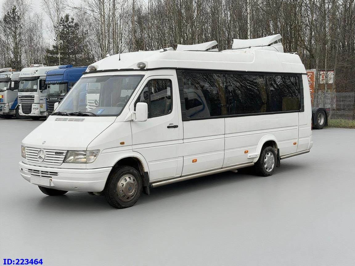 MERCEDES-BENZ Sprinter 412 VIP XXL 18-places - Туристически автобус: снимка 1 MERCEDES-BENZ Sprinter 412 VIP XXL 18-places - Туристически автобус: снимка 1