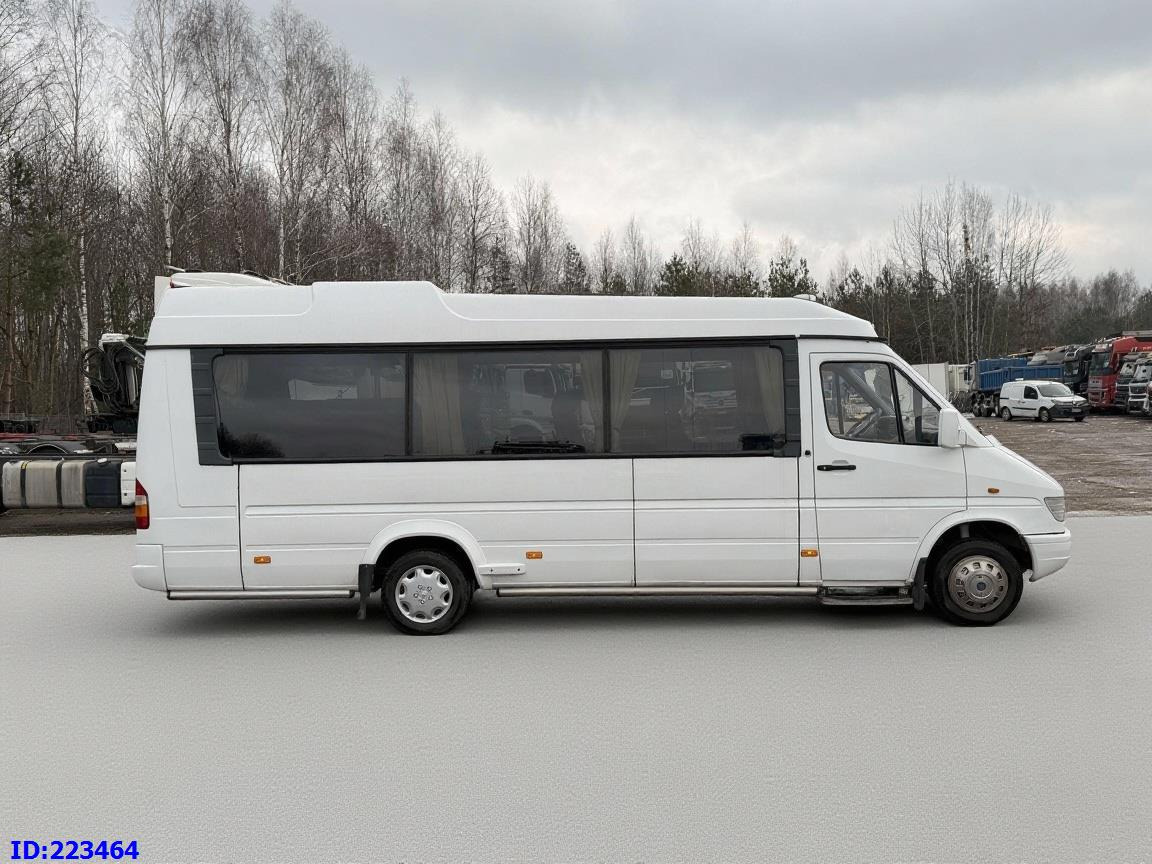 MERCEDES-BENZ Sprinter 412 VIP XXL 18-places - Туристически автобус: снимка 5 MERCEDES-BENZ Sprinter 412 VIP XXL 18-places - Туристически автобус: снимка 5