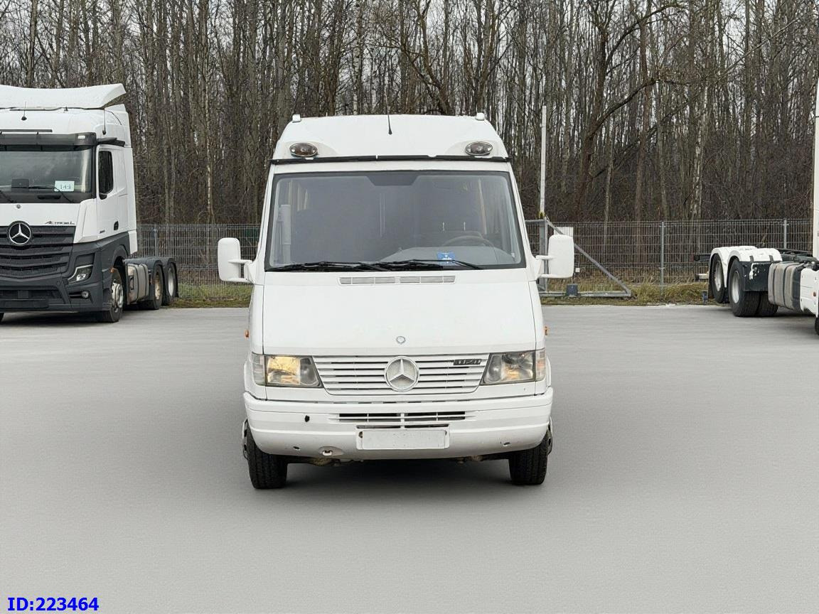 MERCEDES-BENZ Sprinter 412 VIP XXL 18-places - Туристически автобус: снимка 2 MERCEDES-BENZ Sprinter 412 VIP XXL 18-places - Туристически автобус: снимка 2