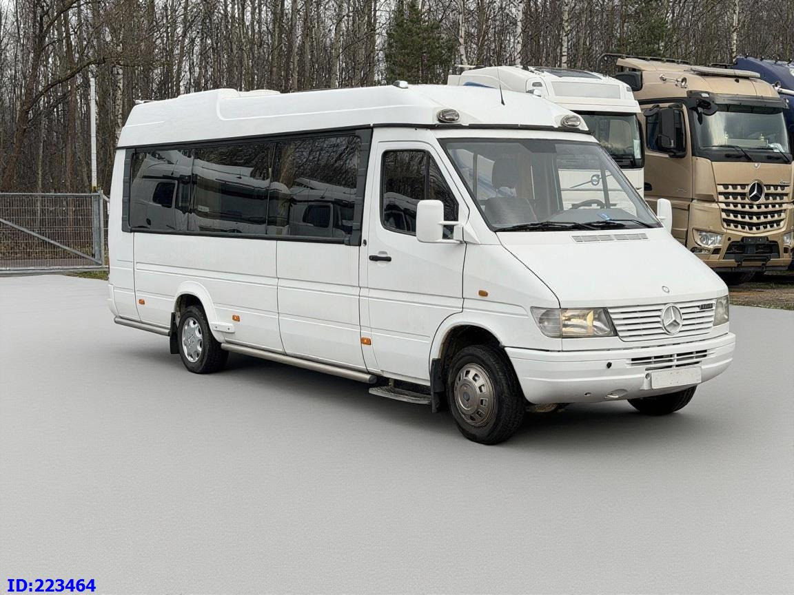 MERCEDES-BENZ Sprinter 412 VIP XXL 18-places - Туристически автобус: снимка 4 MERCEDES-BENZ Sprinter 412 VIP XXL 18-places - Туристически автобус: снимка 4