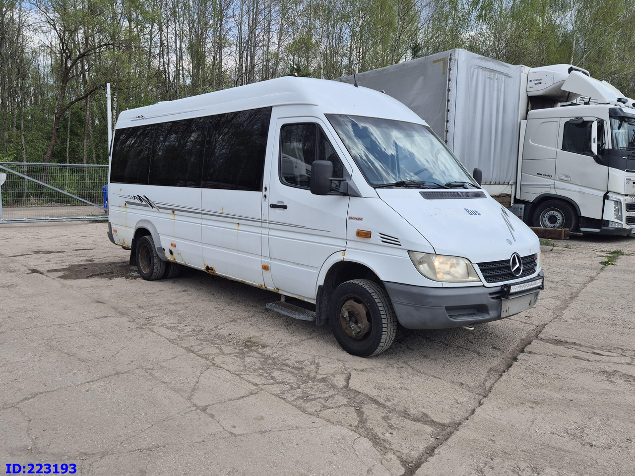 MERCEDES-BENZ Sprinter 416 VIP AC 17-seater - Туристически автобус: снимка 4 MERCEDES-BENZ Sprinter 416 VIP AC 17-seater - Туристически автобус: снимка 4