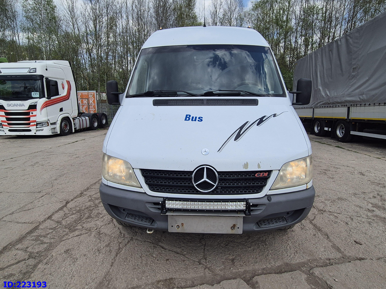 MERCEDES-BENZ Sprinter 416 VIP AC 17-seater - Туристически автобус: снимка 2 MERCEDES-BENZ Sprinter 416 VIP AC 17-seater - Туристически автобус: снимка 2