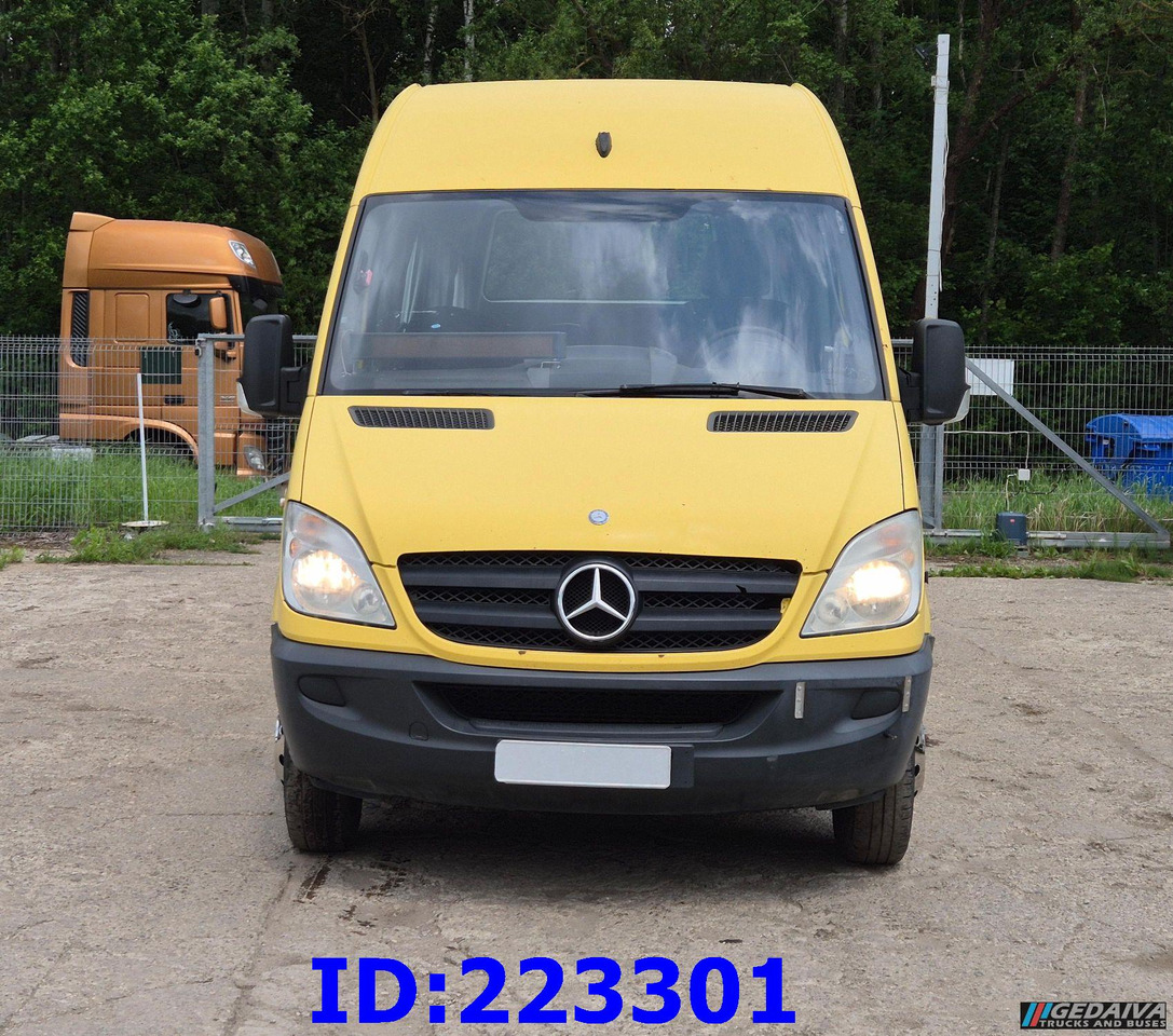 MERCEDES-BENZ Sprinter 515 TRANSFER 23 PLACES - Туристически автобус: снимка 2 MERCEDES-BENZ Sprinter 515 TRANSFER 23 PLACES - Туристически автобус: снимка 2