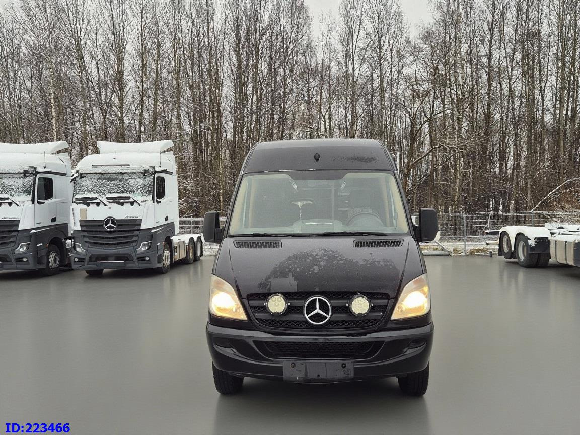 MERCEDES-BENZ Sprinter 515 VIP 24 places XXL - Туристически автобус: снимка 2 MERCEDES-BENZ Sprinter 515 VIP 24 places XXL - Туристически автобус: снимка 2