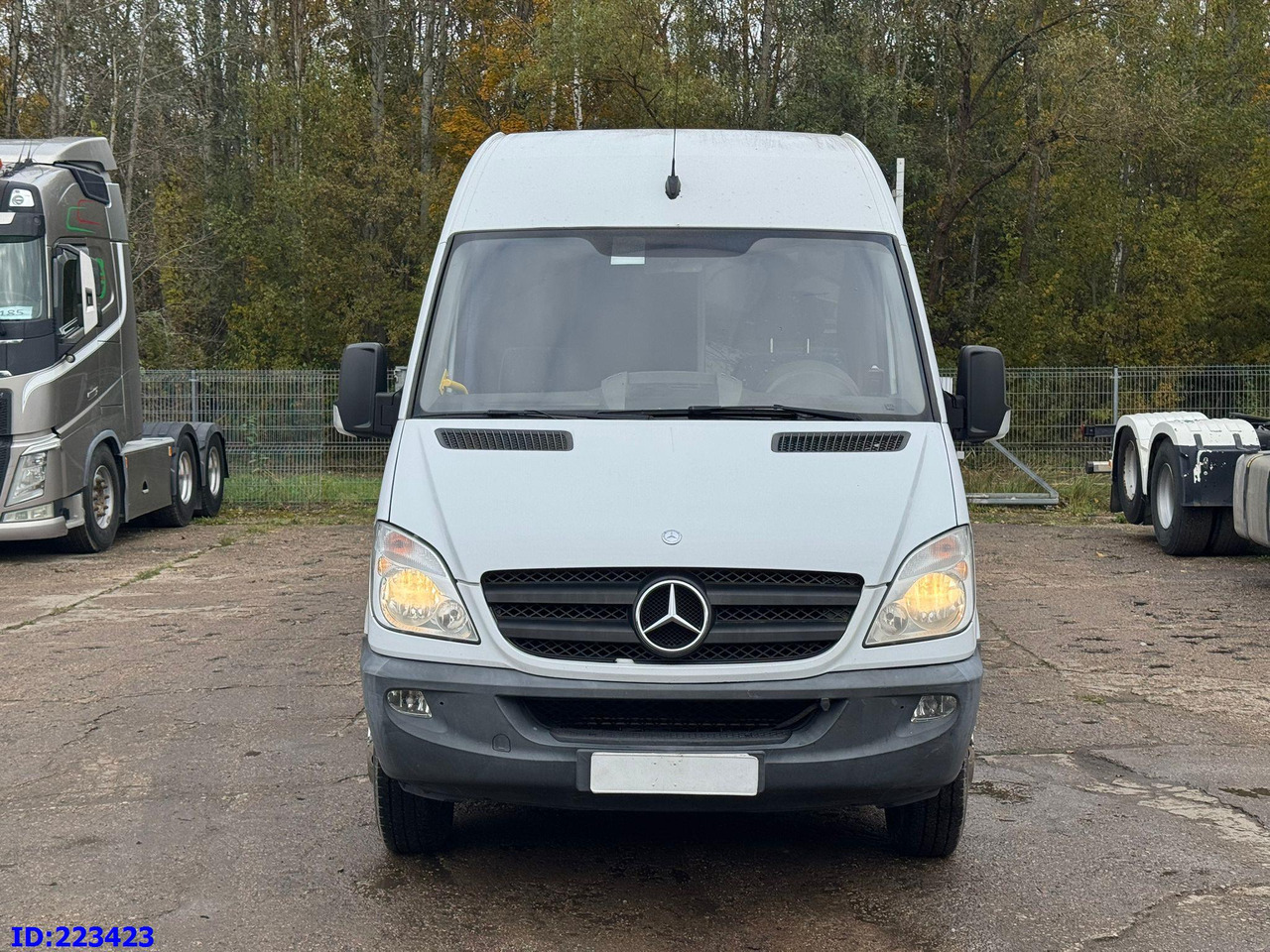 MERCEDES-BENZ Sprinter 516 Euro 5 Avestark 20-seater - Туристически автобус: снимка 2 MERCEDES-BENZ Sprinter 516 Euro 5 Avestark 20-seater - Туристически автобус: снимка 2