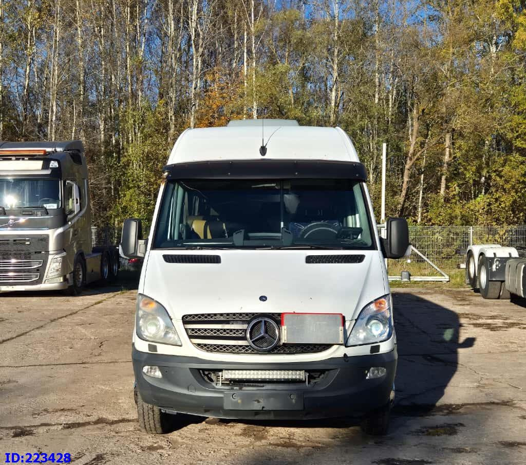 MERCEDES-BENZ Sprinter 516 Euro5 21-Place - Туристически автобус: снимка 2 MERCEDES-BENZ Sprinter 516 Euro5 21-Place - Туристически автобус: снимка 2