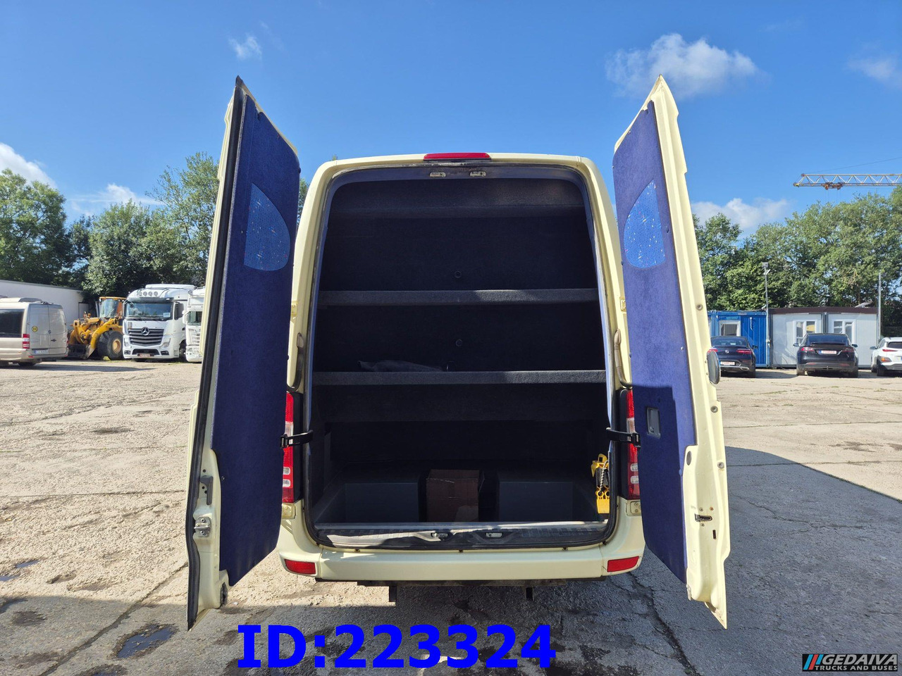 MERCEDES-BENZ Sprinter 516 XXL 20 place Euro6 - Туристически автобус: снимка 5 MERCEDES-BENZ Sprinter 516 XXL 20 place Euro6 - Туристически автобус: снимка 5