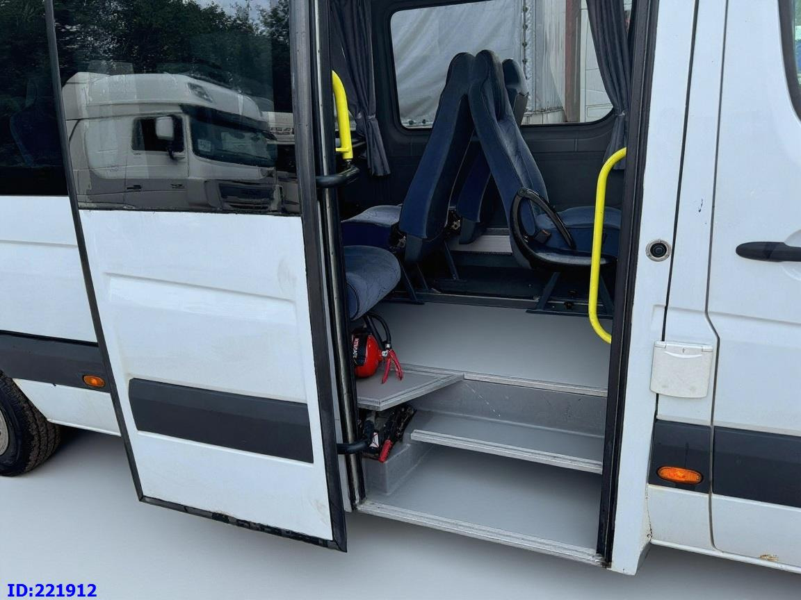 MERCEDES-BENZ Sprinter 518 VIP 17-Place - Микробус, Пътнически бус: снимка 5 MERCEDES-BENZ Sprinter 518 VIP 17-Place - Микробус, Пътнически бус: снимка 5