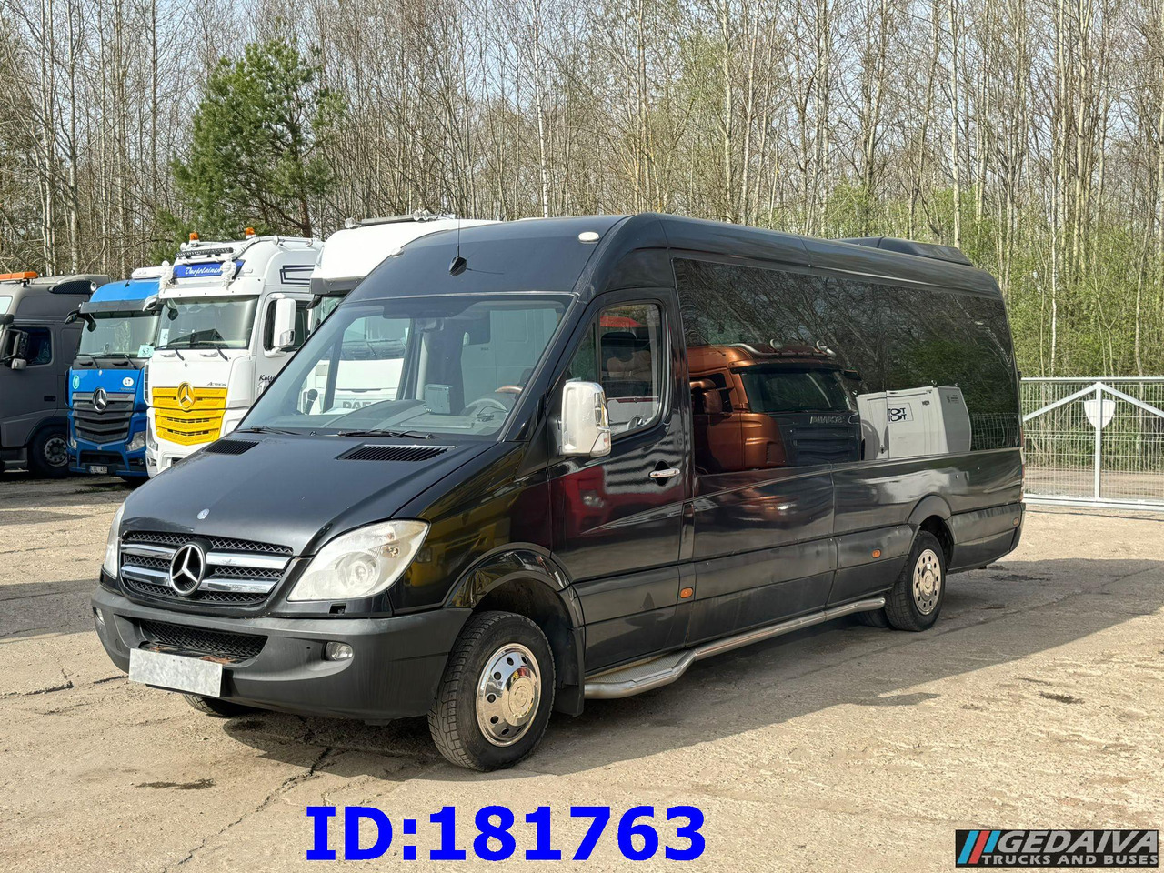 MERCEDES-BENZ Sprinter 518 - VIP - 17 Seater - Туристически автобус: снимка 1 MERCEDES-BENZ Sprinter 518 - VIP - 17 Seater - Туристически автобус: снимка 1